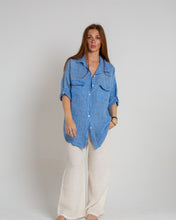 Linen blue shirt with front pocket