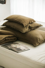 Bed and philosophy - Khaki linen bedding
