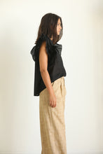 amanda blouse black sleeveless