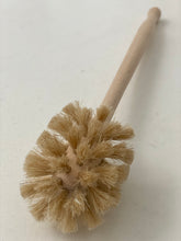 Wooden bottle/cup brush