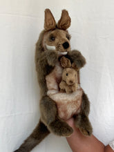 Hansa puppet Kangaroo